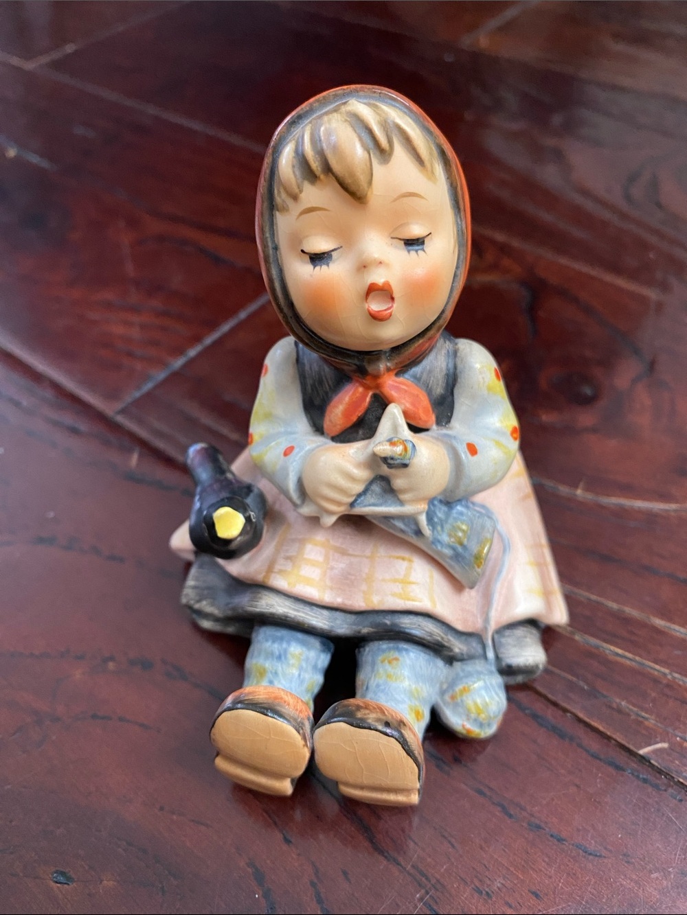 Vintage Hummel Goebel Figuring Happy Pastime Girl Knitting w Bird Little Knitter